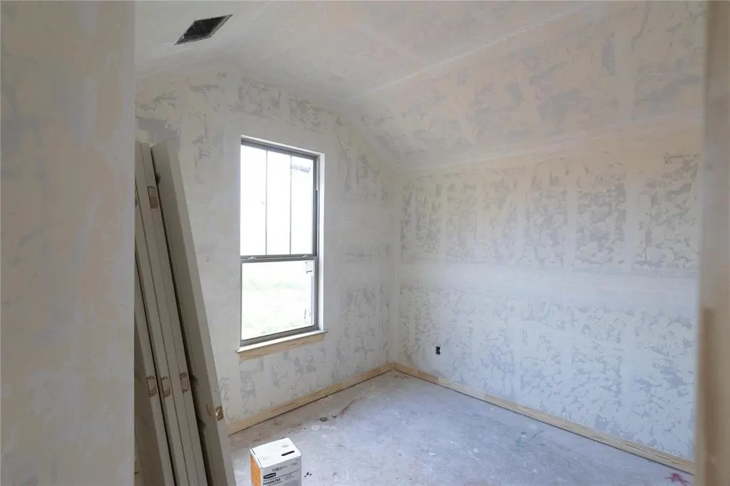 Photo 5 — 11724 Narrow Way, Guthrie, OK 73044
