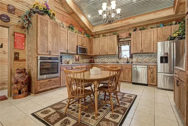 Photo 8 — 304 W Oak Street, Canton, OK 73724