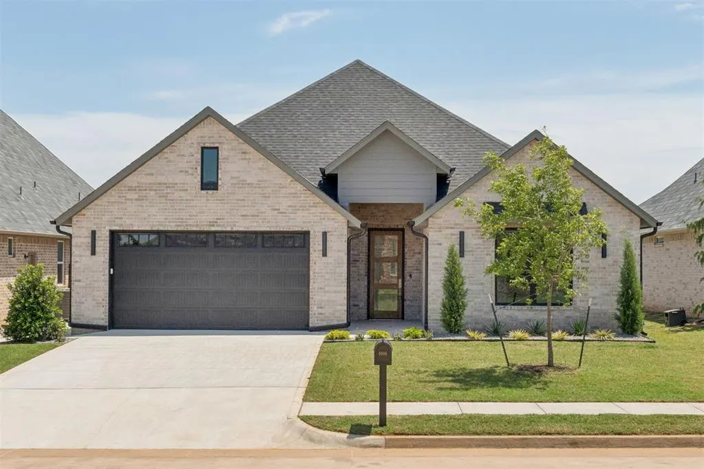 Front exterior — 5000 Pont Neuf Road, Edmond, OK 73034