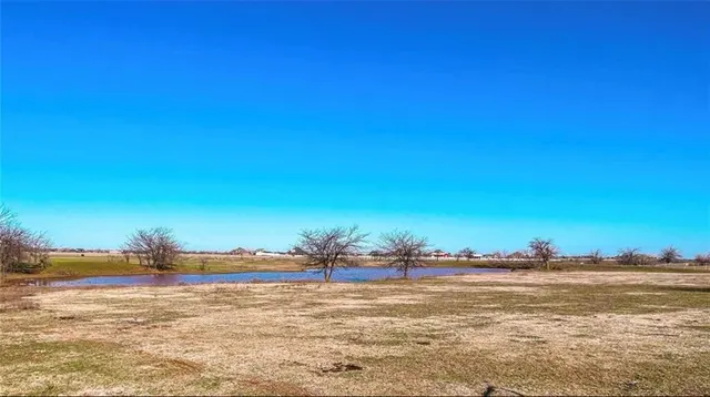 Photo 2 — 5411 NE Hart Drive, Piedmont, OK 73078