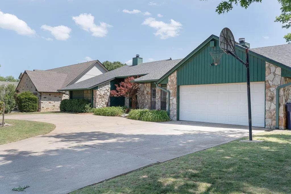 Front exterior — 1108 NW 141st Street, Edmond, OK 73013