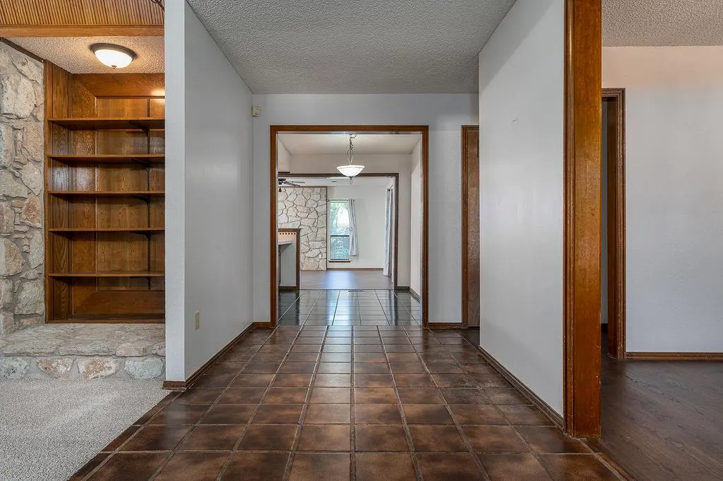 Photo 4 — 1108 NW 141st Street, Edmond, OK 73013