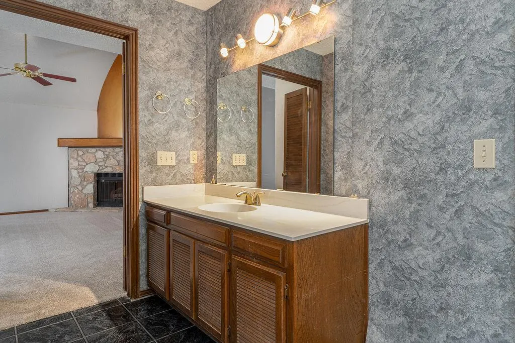 Photo 21 — 1108 NW 141st Street, Edmond, OK 73013