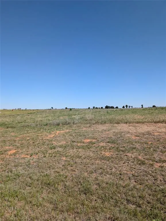 Photo 2 — 128 E Kenny Way, Fort Cobb, OK 73038