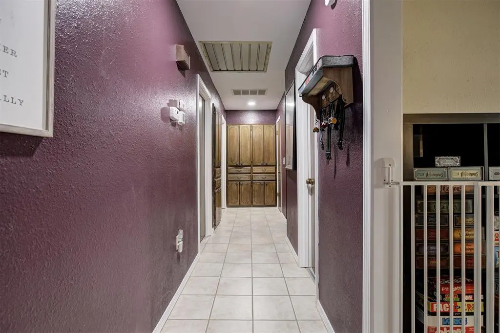 Photo 5 — 909 N King Avenue, Midwest City, OK 73130
