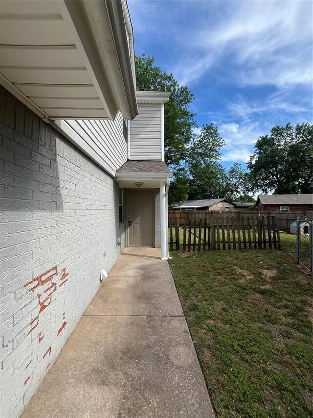 Photo 5 — 1712 Jennifer Circle, Norman, OK 73071