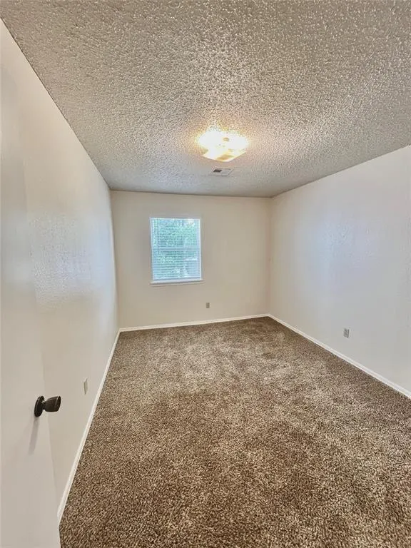Photo 19 — 1712 Jennifer Circle, Norman, OK 73071