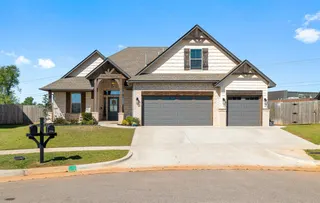 Sold home at 11724 SW 47th Place