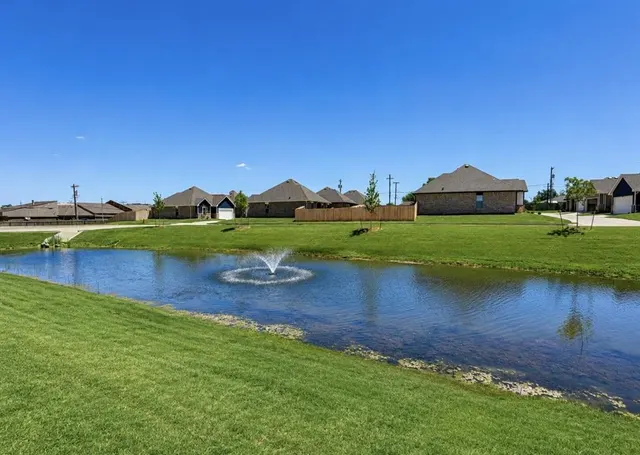 Photo 2 — 7021 Labelle Drive, Warr Acres, OK 73132