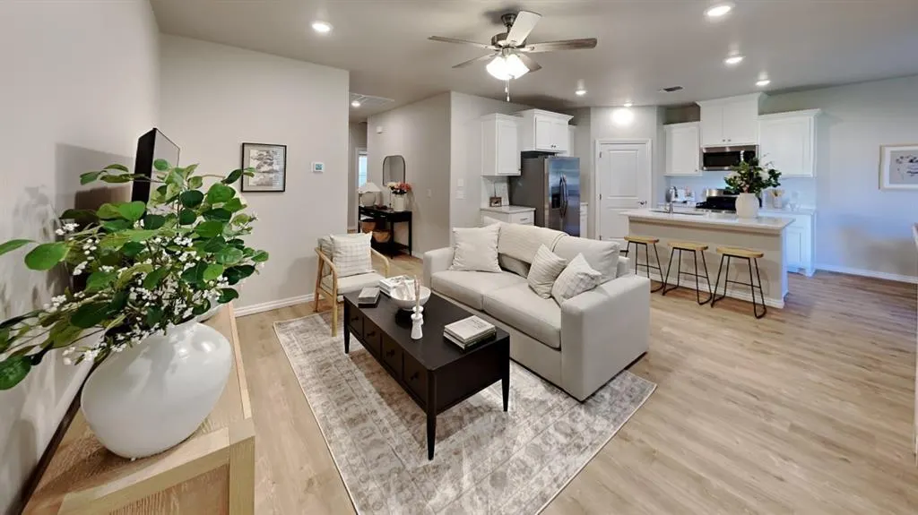 Photo 9 — 7021 Labelle Drive, Warr Acres, OK 73132