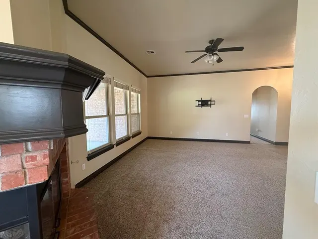 Photo 7 — 19132 Cottonwood Court, Edmond, OK 73012