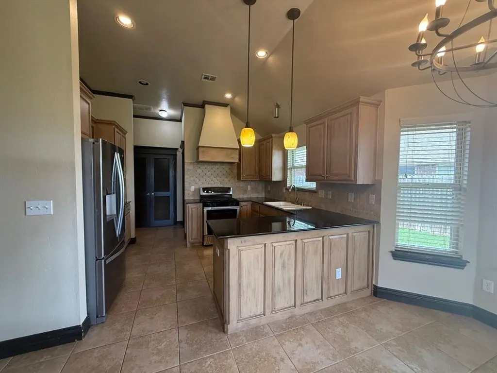 Photo 11 — 19132 Cottonwood Court, Edmond, OK 73012