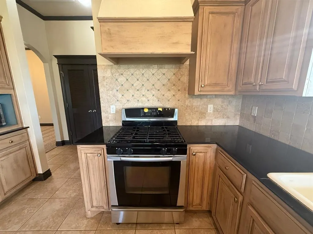 Photo 15 — 19132 Cottonwood Court, Edmond, OK 73012