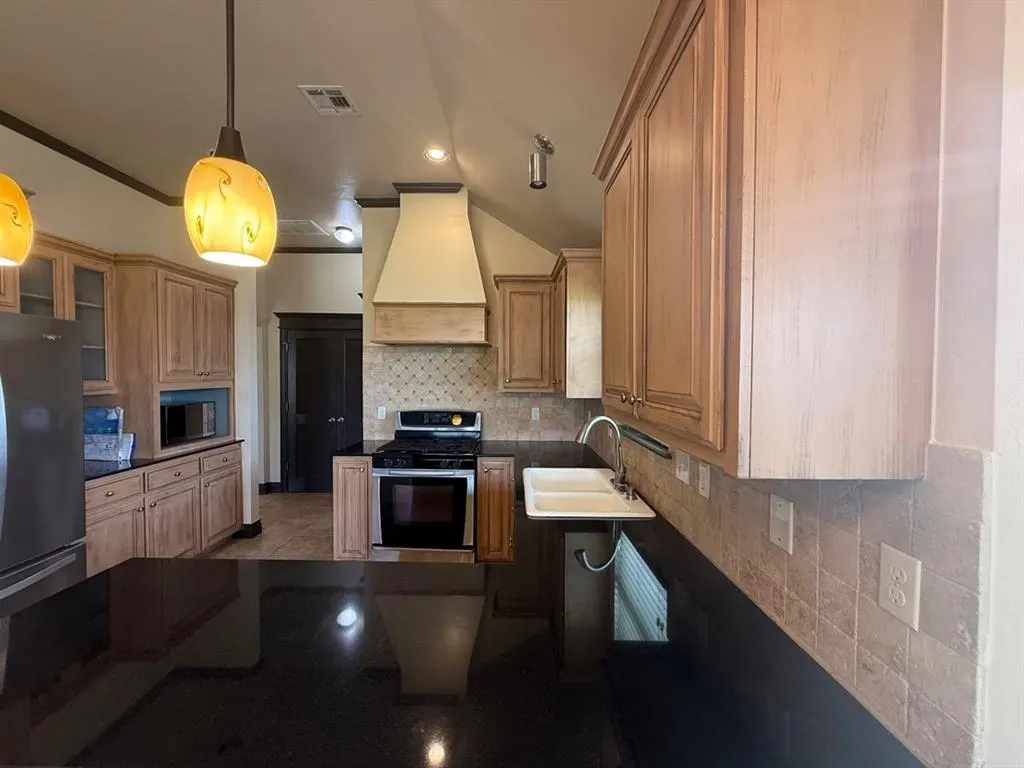 Photo 16 — 19132 Cottonwood Court, Edmond, OK 73012