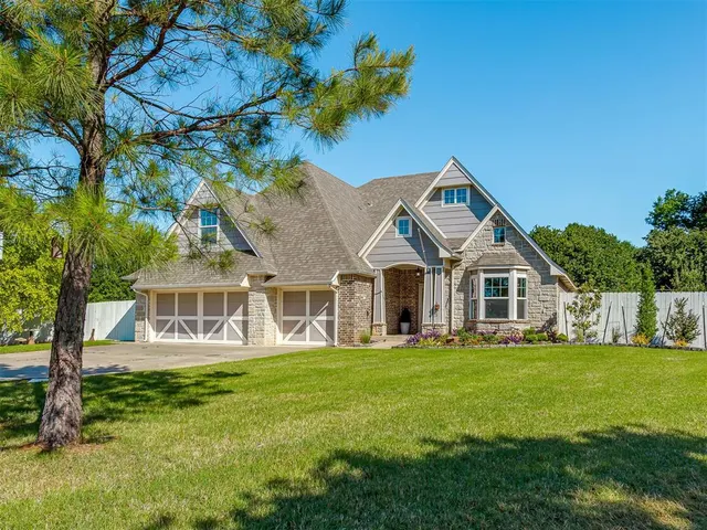 Front exterior — 6909 W Waterloo Court, Edmond, OK 73025