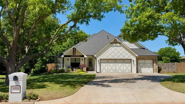 Photo 2 — 3223 Spyglass Drive, Purcell, OK 73080