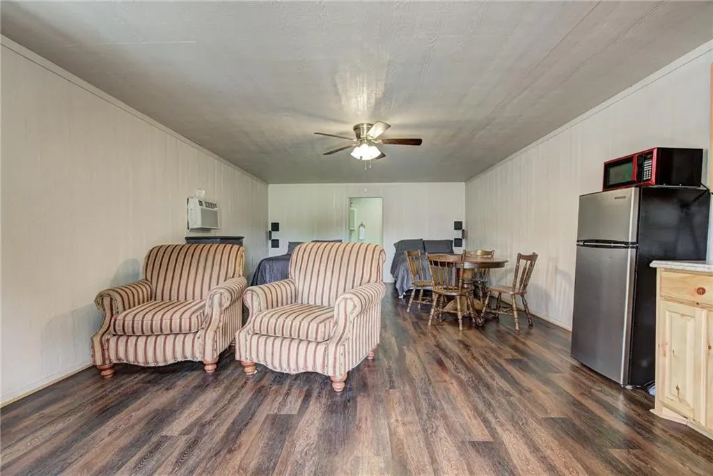 Photo 27 — 310 W Oak Street, Canton, OK 73724