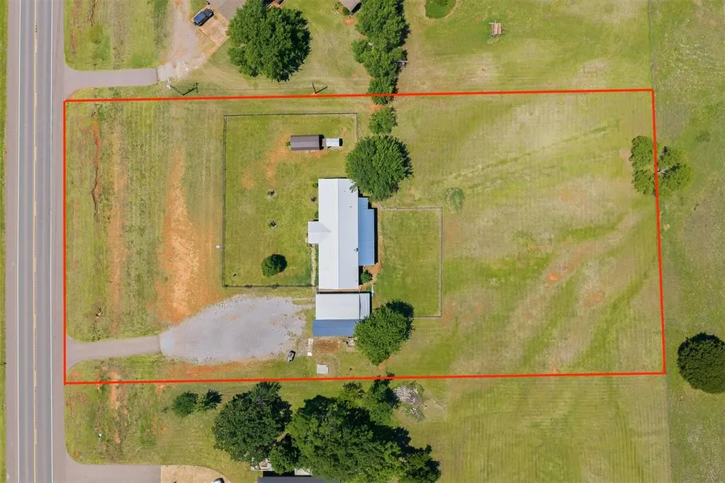 Photo 41 — 2412 State Highway 39, Blanchard, OK 73010