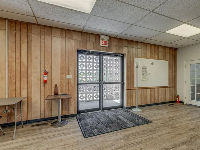 Photo 4 — 111 N 4th Street, Seminole, OK 74868