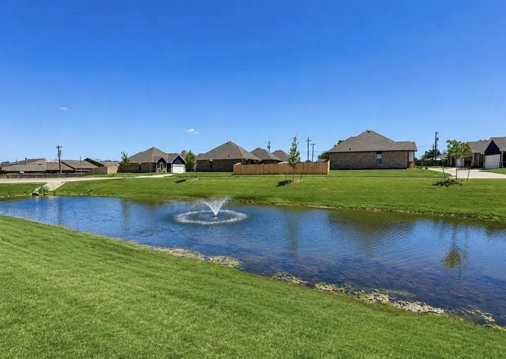 Photo 17 — 6932 Labelle Drive, Warr Acres, OK 73132