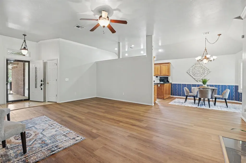 Photo 9 — 2617 NW 160th Street, Edmond, OK 73013