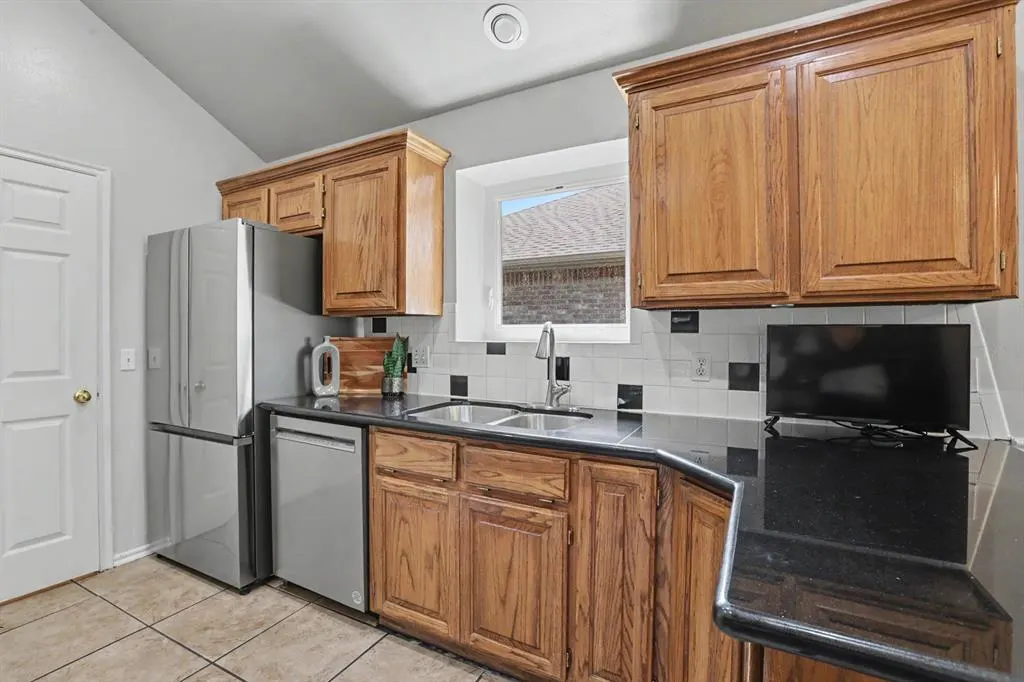 Photo 12 — 2617 NW 160th Street, Edmond, OK 73013