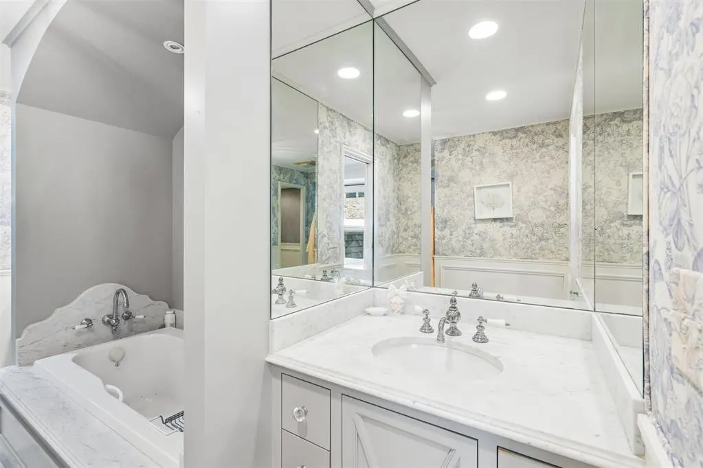 Photo 27 — 6217 Claridge Court, Oklahoma City, OK 73118