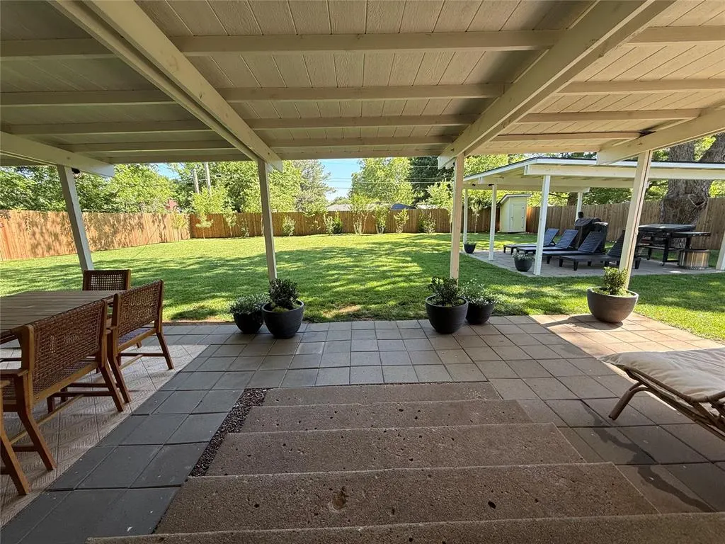 Photo 7 — 2011 W 10th Avenue, Stillwater, OK 74074