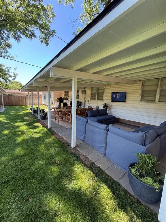 Photo 10 — 2011 W 10th Avenue, Stillwater, OK 74074