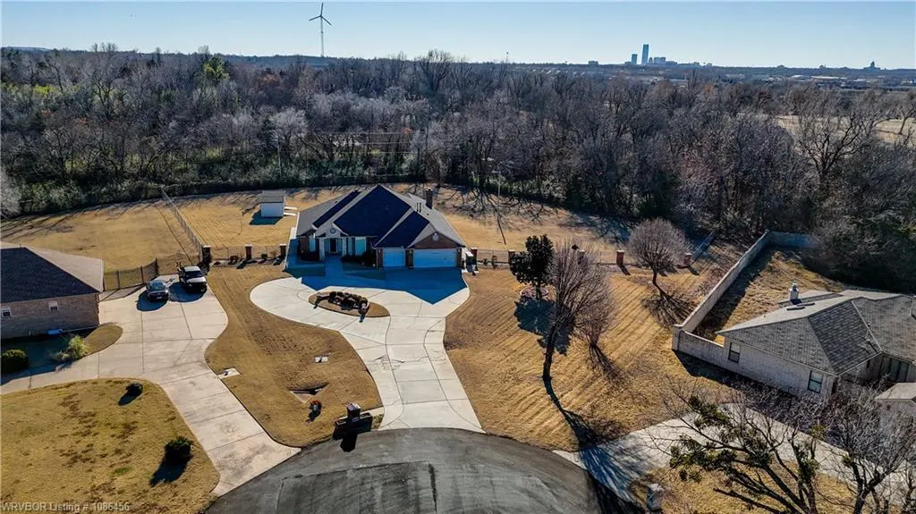Photo 3 — 3809 Kings Court, Oklahoma City, OK 73121