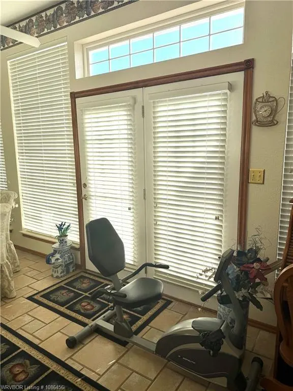 Photo 9 — 3809 Kings Court, Oklahoma City, OK 73121