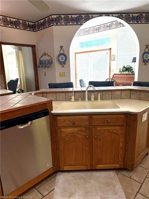 Photo 13 — 3809 Kings Court, Oklahoma City, OK 73121