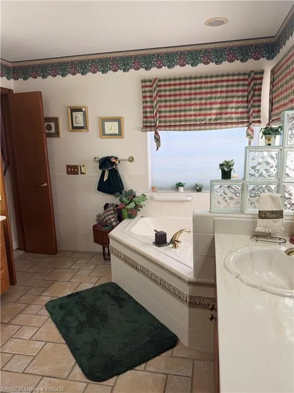 Photo 36 — 3809 Kings Court, Oklahoma City, OK 73121