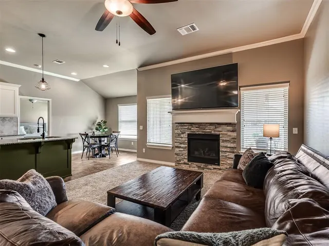 Photo 6 — 6508 Bent Wood Drive, Oklahoma City, OK 73169