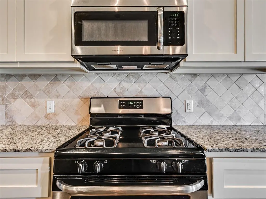 Photo 12 — 6508 Bent Wood Drive, Oklahoma City, OK 73169