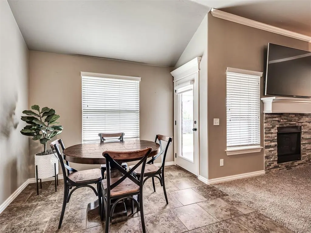 Photo 14 — 6508 Bent Wood Drive, Oklahoma City, OK 73169