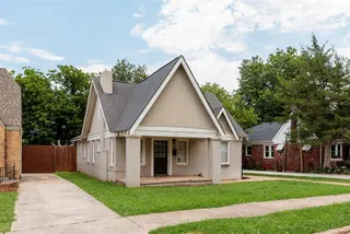 Sold home at 619 W Hill Street