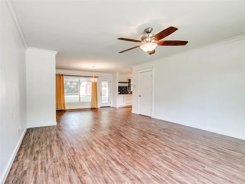 Photo 11 — 2020 NW 47th Street, Oklahoma City, OK 73118
