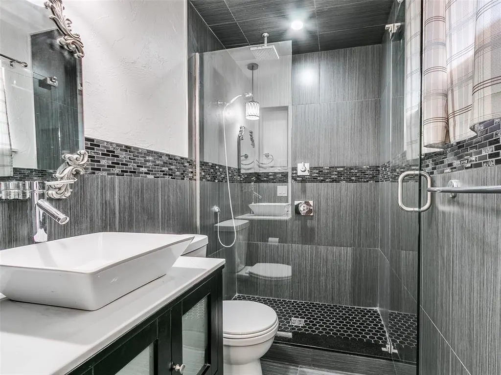 Photo 18 — 2020 NW 47th Street, Oklahoma City, OK 73118