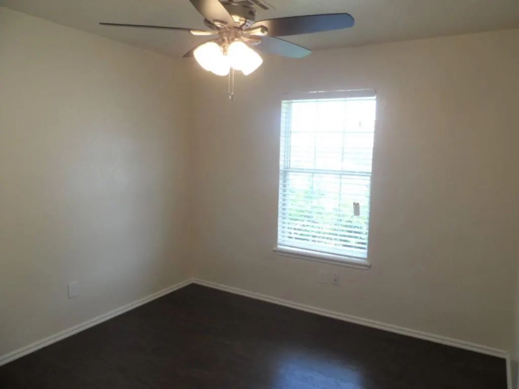 Photo 12 — 2305 Carolyn Court, Norman, OK 73071