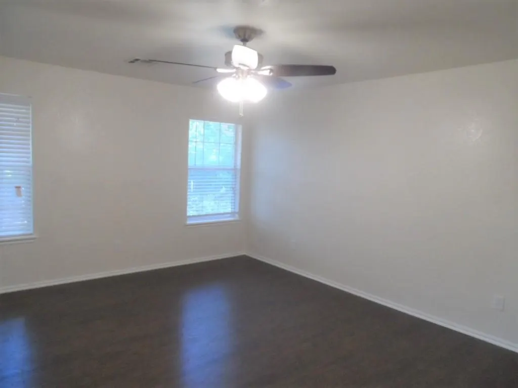 Photo 13 — 2305 Carolyn Court, Norman, OK 73071