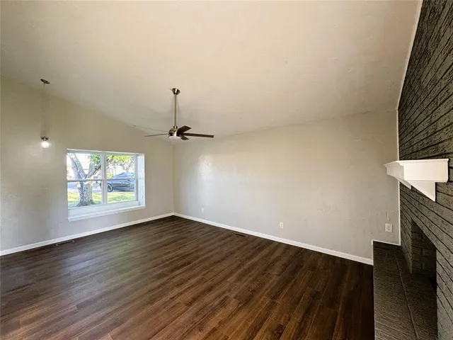 Photo 4 — 1108 Holly Court, Seminole, OK 74868