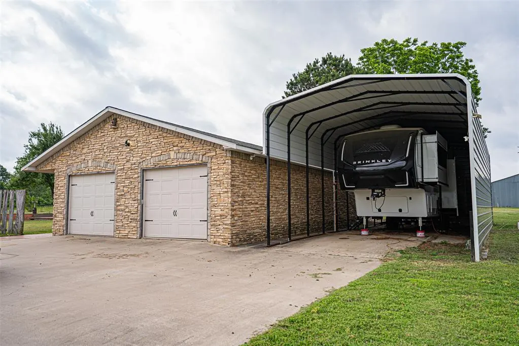 Photo 36 — 25189 N Wilson Road, Henryetta, OK 74437