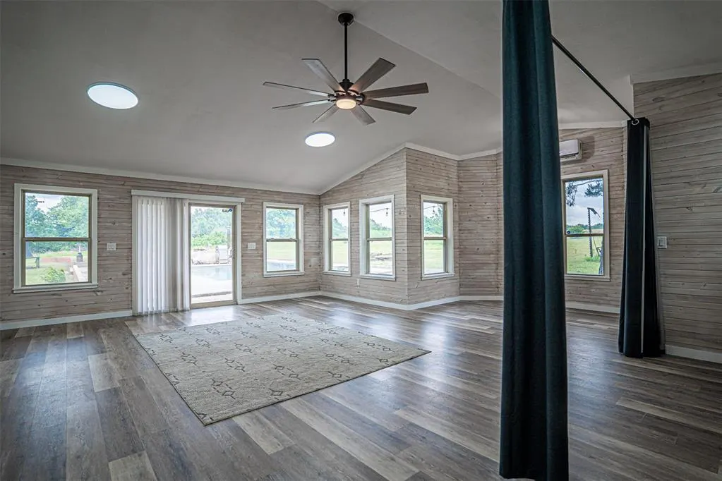 Photo 43 — 25189 N Wilson Road, Henryetta, OK 74437