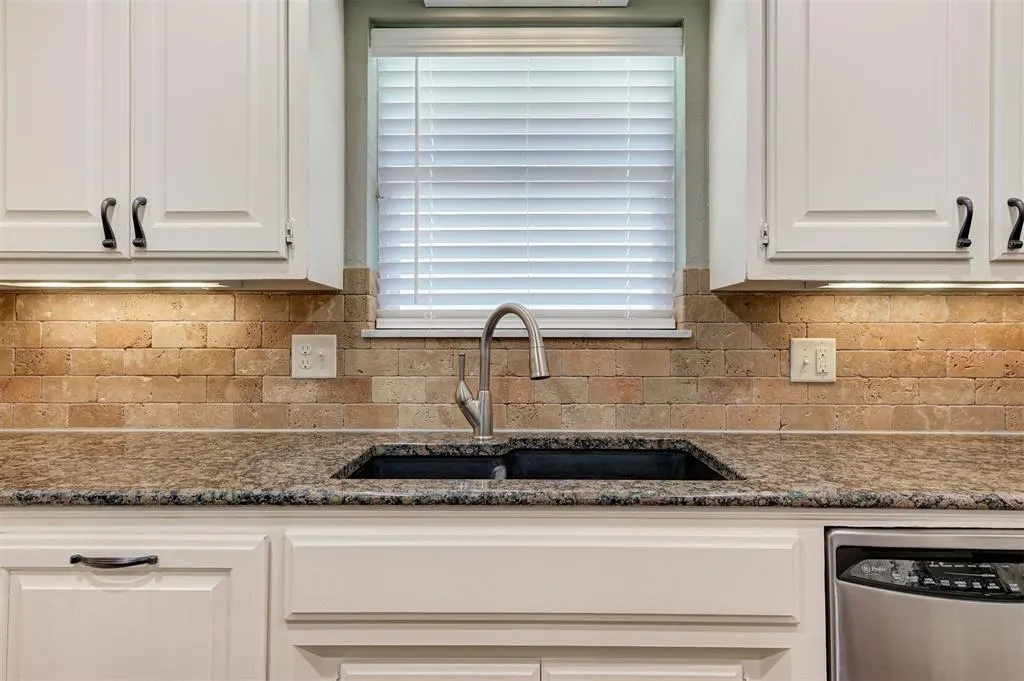 Photo 18 — 3028 Rock Ridge Place, Oklahoma City, OK 73120