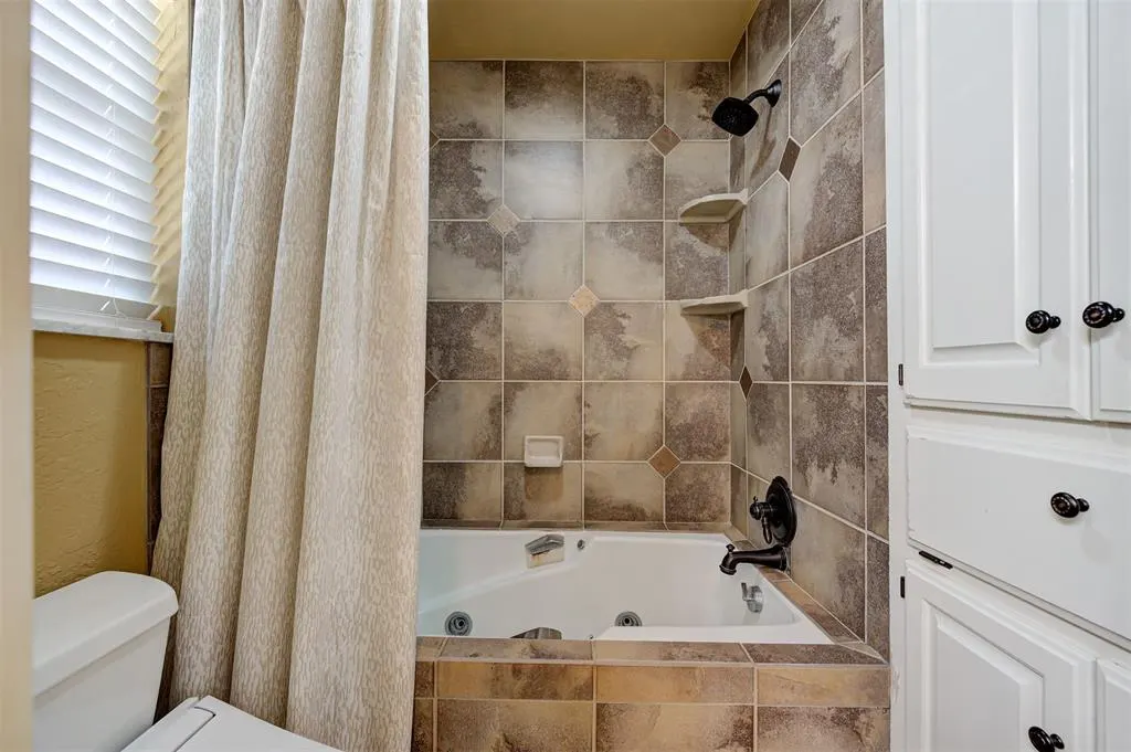 Photo 28 — 3028 Rock Ridge Place, Oklahoma City, OK 73120