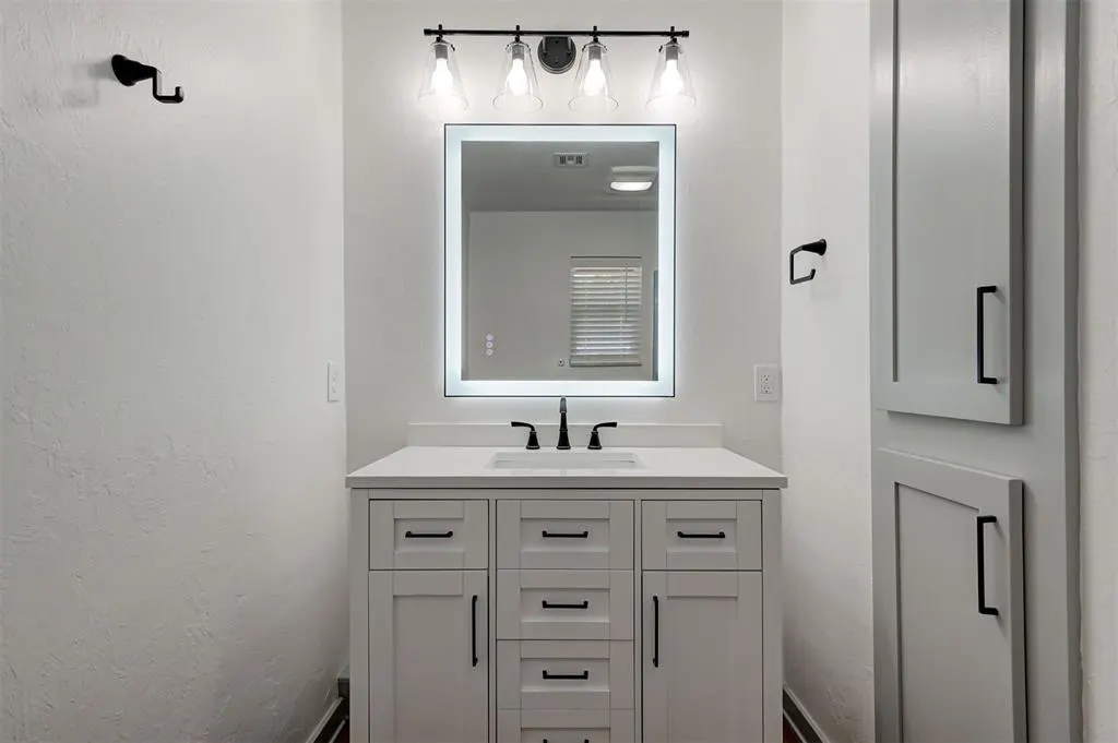 Photo 38 — 3028 Rock Ridge Place, Oklahoma City, OK 73120
