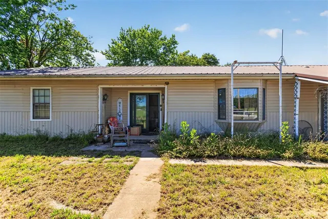 Photo 2 — 35723 Highway 99A, Seminole, OK 74868
