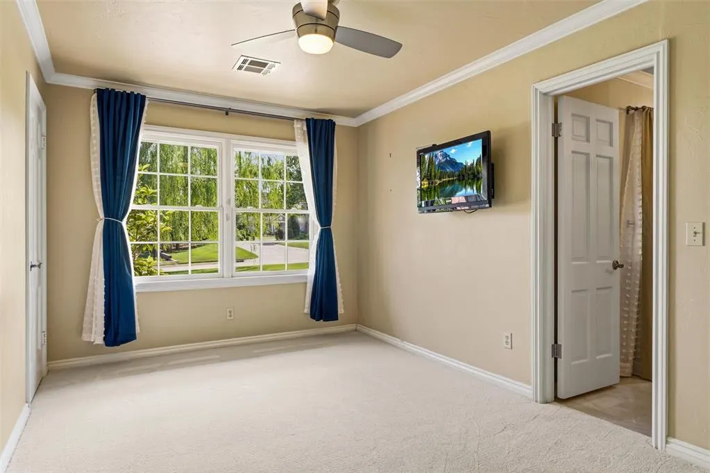 Photo 14 — 1603 Dorchester Drive, Nichols Hills, OK 73120
