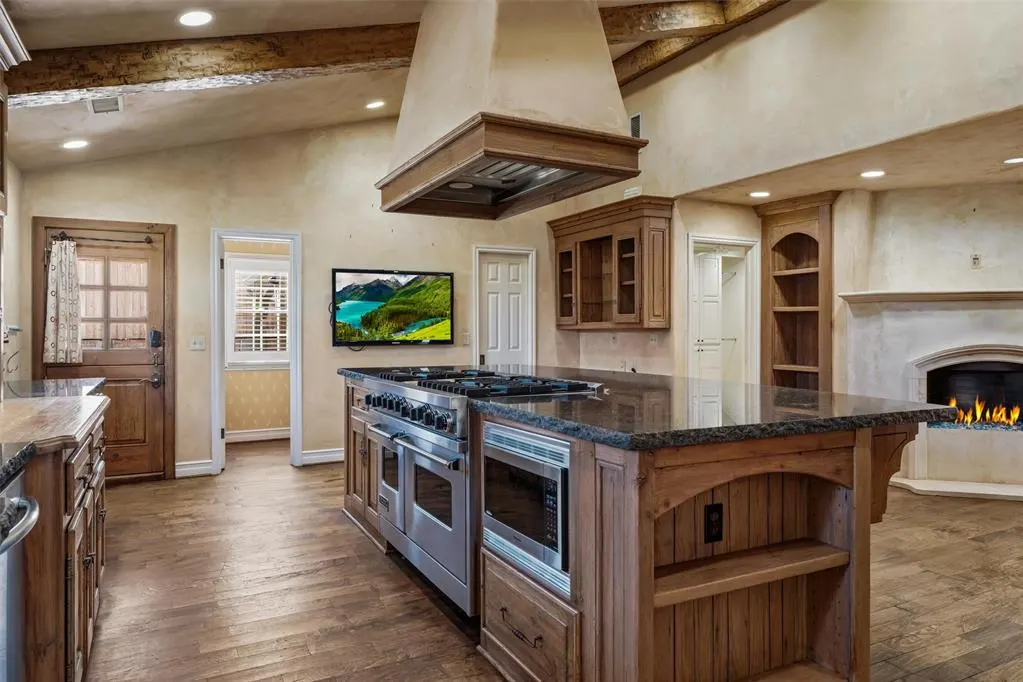 Photo 18 — 1603 Dorchester Drive, Nichols Hills, OK 73120